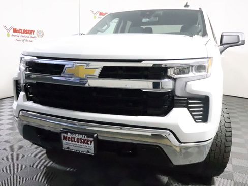 Used 2023 Chevrolet Silverado 1500 LT image 14