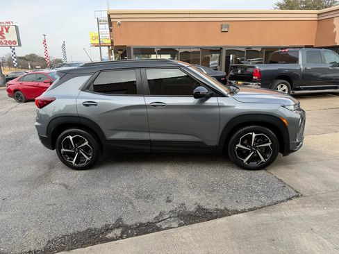 Used 2021 Chevrolet TrailBlazer RS w/ Sun and Liftgate Package image 4