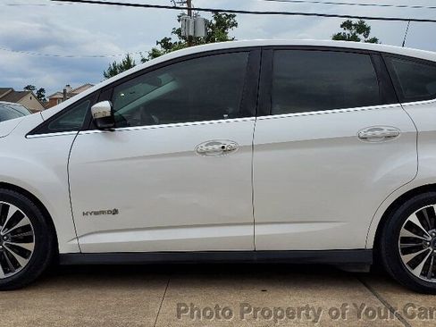Used 2018 Ford C-MAX Titanium w/ Equipment Group 301A image 15