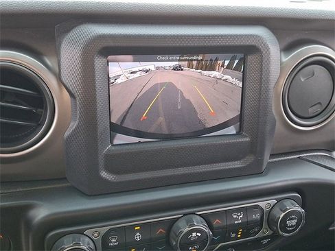 Used 2020 Jeep Wrangler Unlimited Sport S image 18