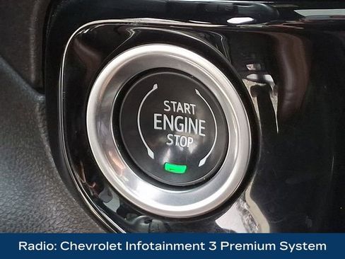 Used 2024 Chevrolet Silverado 1500 High Country w/ Technology Package image 9