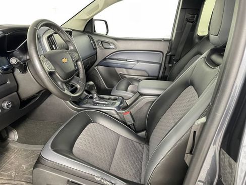 Used 2015 Chevrolet Colorado Z71 AWD/4WD image 2