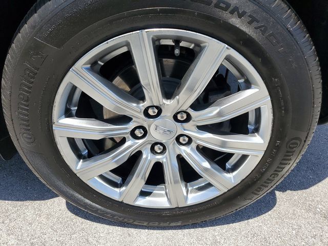 Used 2019 Cadillac XT4 Premium Luxury w/ Driver Awareness Package FWD image 9