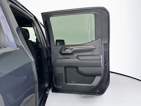 Used 2024 Chevrolet Silverado 1500 LT image 29