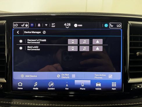 Used 2024 Chrysler Pacifica Limited FWD image 30