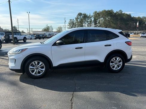 Used 2021 Ford Escape S image 3