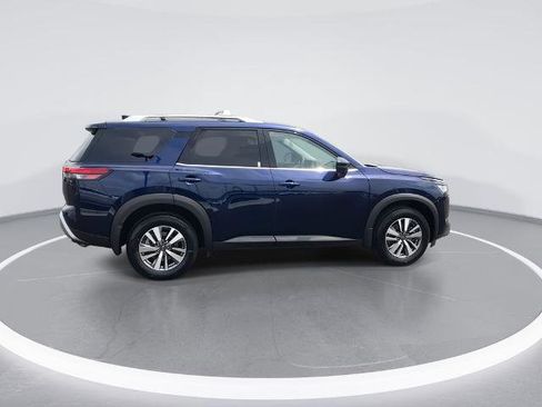Certified 2023 Nissan Pathfinder SL AWD/4WD image 9