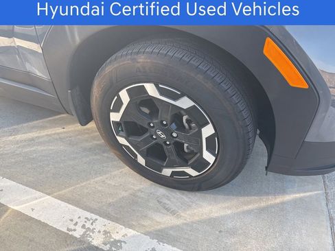 Used 2025 Hyundai Santa Fe SEL image 8