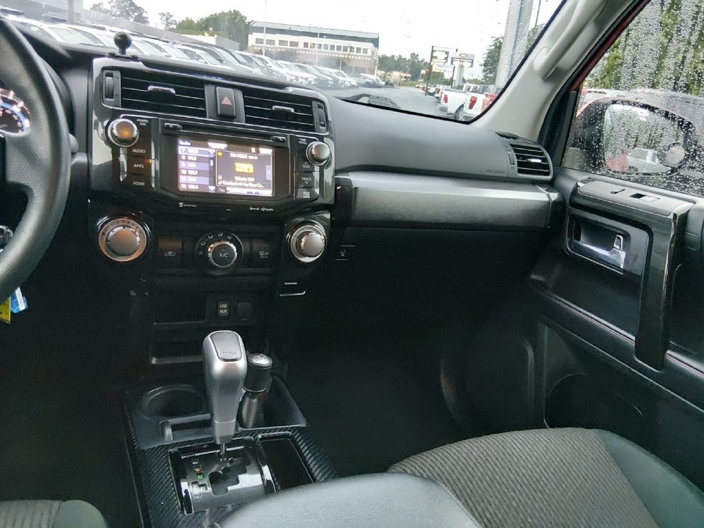 Used 2019 Toyota 4Runner TRD Off-Road AWD/4WD image 12
