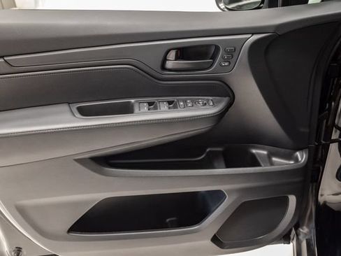 Used 2025 Honda Odyssey EX-L image 9