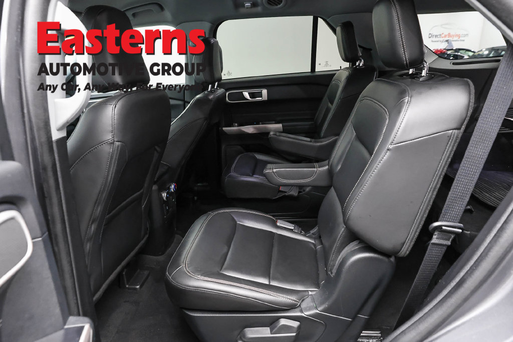 Used 2022 Ford Explorer XLT w/ Equipment Group 202A AWD/4WD image 22