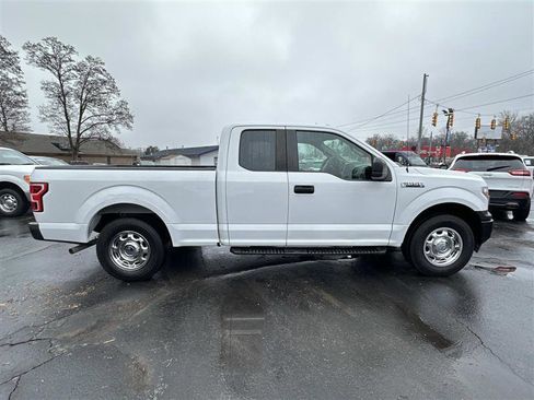 Used 2018 Ford F150 XL image 2