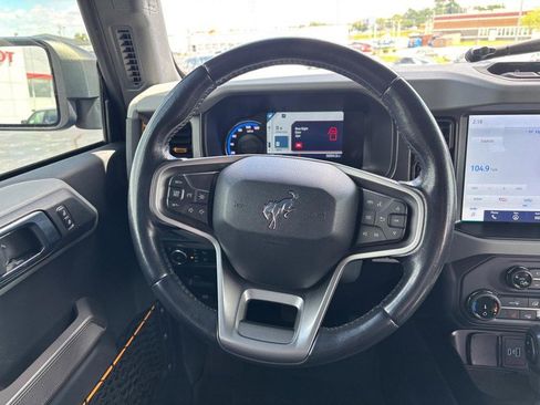 Used 2022 Ford Bronco Badlands AWD/4WD image 12