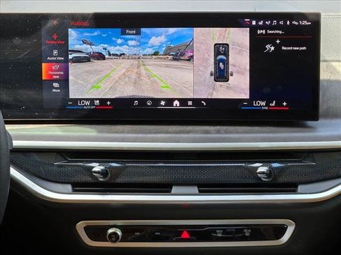 Used 2024 BMW X7 xDrive40i w/ Premium Package AWD/4WD image 15