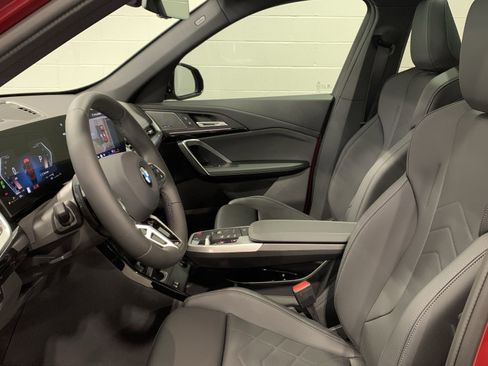 Used 2026 BMW X1 xDrive28i w/ Technology Package image 12