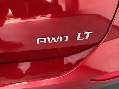 Used 2024 Chevrolet Equinox LT w/ LPO, Floor Liner Package AWD/4WD image 10