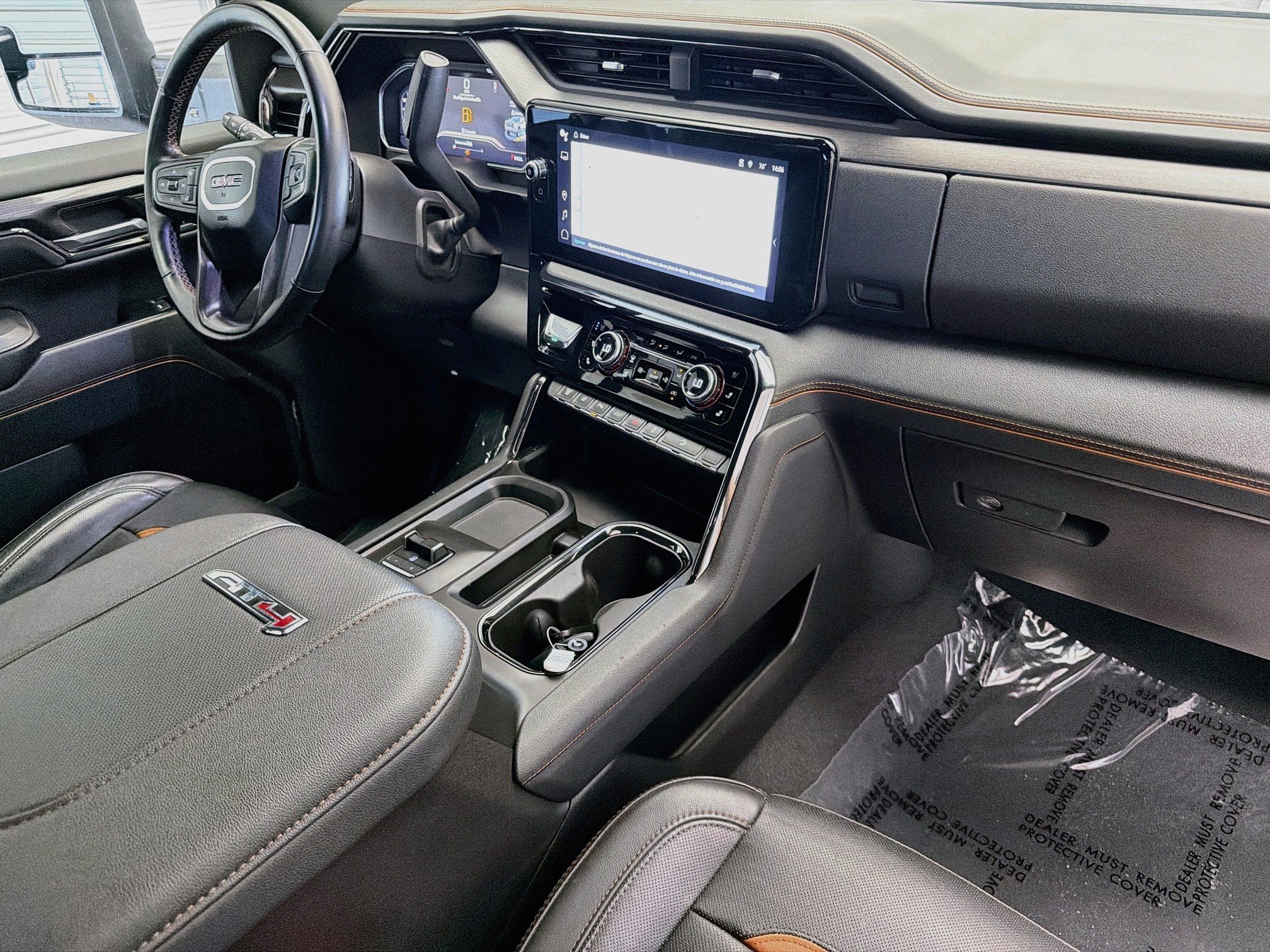 Used 2024 GMC Sierra 2500 AT4 w/ AT4 Premium Plus Package AWD/4WD image 12