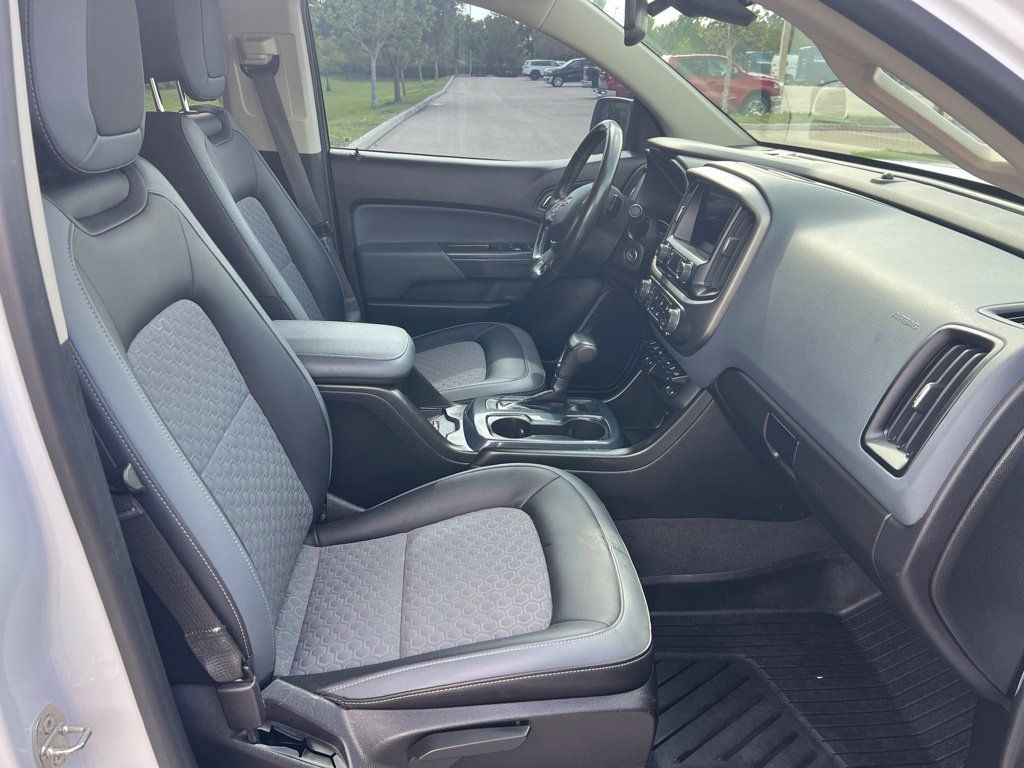 Used 2021 Chevrolet Colorado Z71 w/ Safety Package AWD/4WD image 14