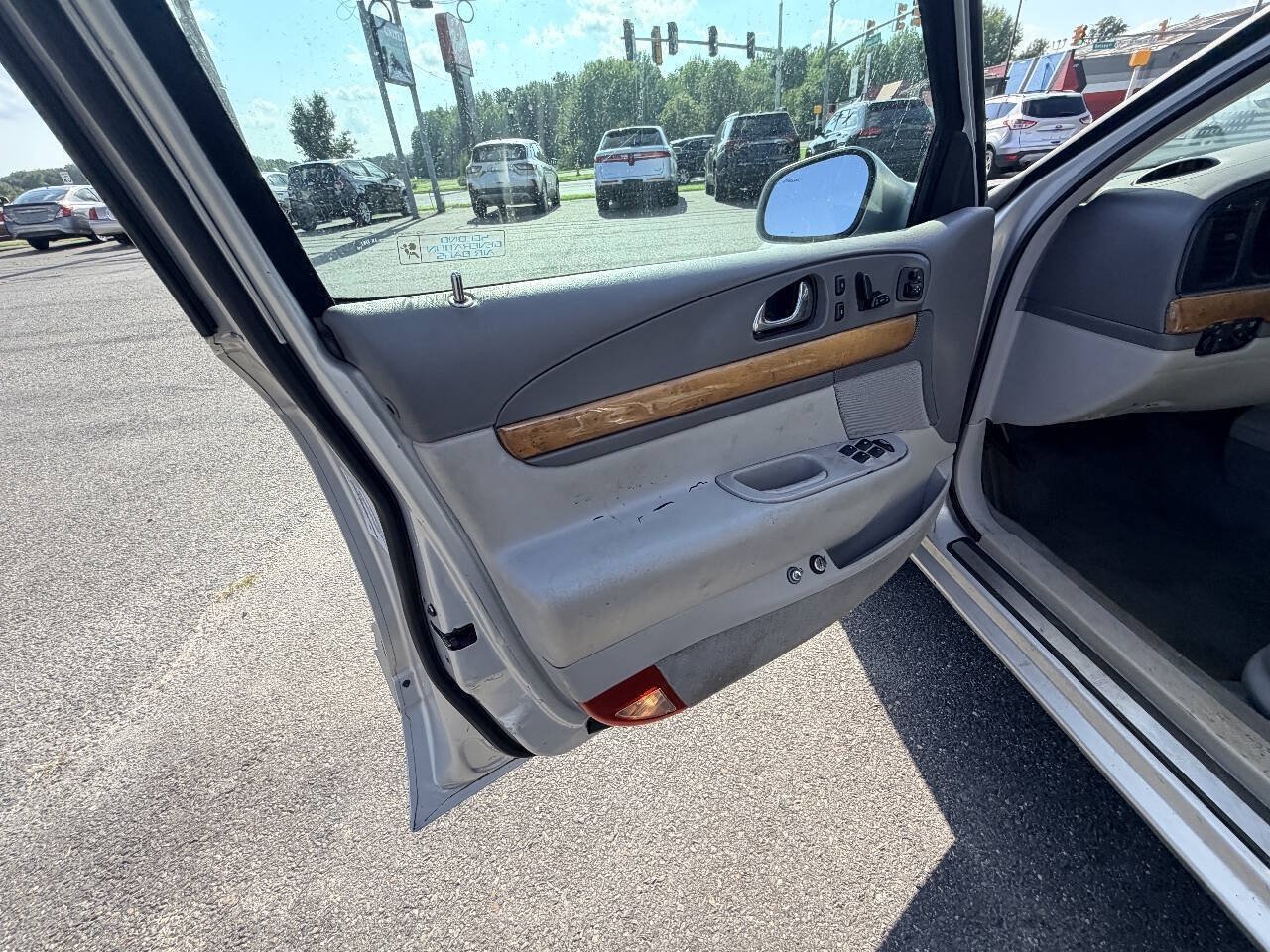 Used 1998 Lincoln Continental FWD image 42