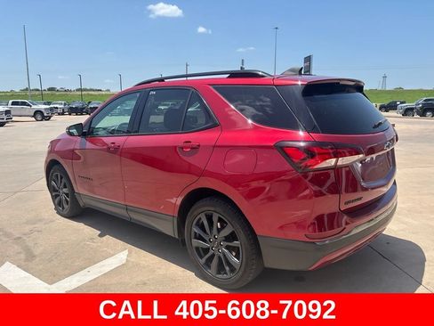 Used 2022 Chevrolet Equinox RS w/ RS Leather Package FWD image 4