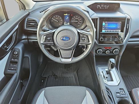 Used 2023 Subaru Crosstrek 2.0i Premium image 16