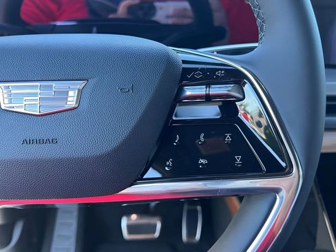 New 2026 Cadillac Vistiq Luxury AWD/4WD image 22