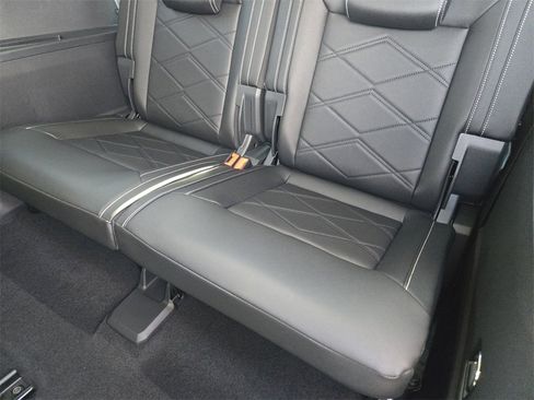 New 2026 Volkswagen Atlas SE image 21