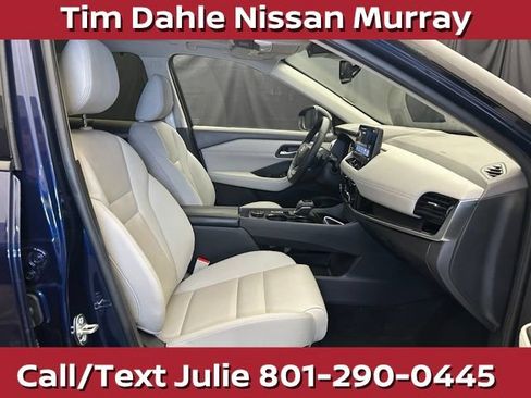 Used 2025 Nissan Rogue SL w/ SL Premium Package AWD/4WD image 15