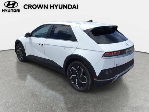 Used 2024 Hyundai Ioniq 5 SEL RWD image 6
