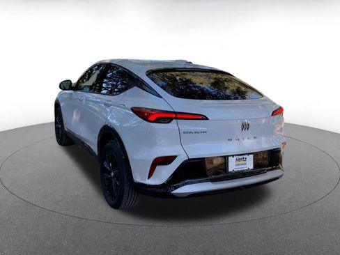 Used 2025 Buick Envista Sport Touring image 5