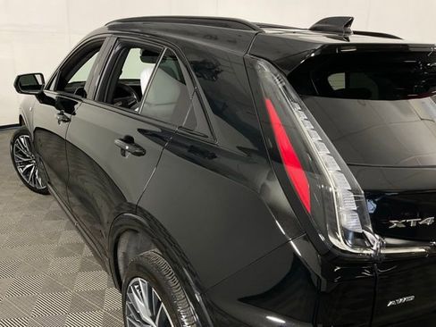 Used 2025 Cadillac XT4 Sport image 35