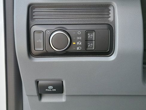Used 2025 Ford F250 XL w/ 360-Degree Camera Package AWD/4WD image 25