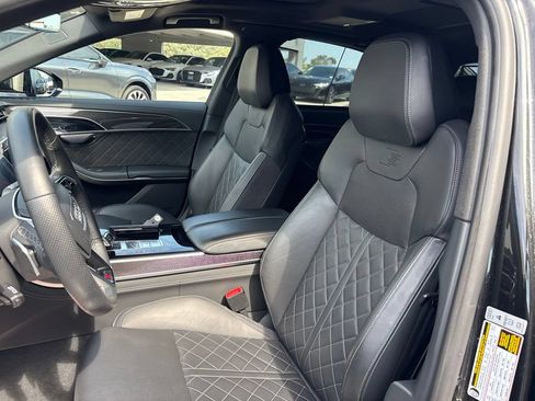 Used 2023 Audi S8 AWD/4WD image 13
