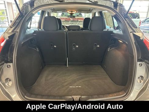Used 2022 Nissan Kicks S FWD image 6
