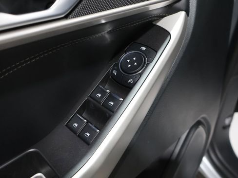 Used 2024 Ford Explorer XLT w/ Equipment Group 202A image 15