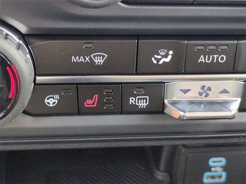 New 2025 Ford Bronco Badlands image 22