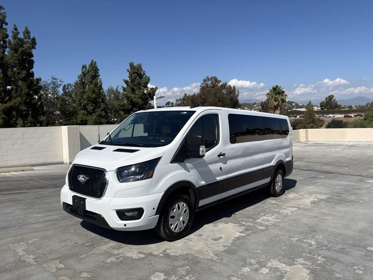 Used 2026 Ford Transit 350 XLT RWD image 5
