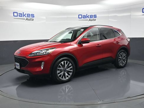 Used 2020 Ford Escape Titanium AWD/4WD image 5