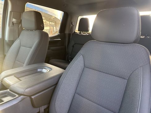 Used 2023 GMC Sierra 1500 Elevation image 11