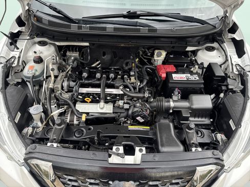 Used 2020 Nissan Kicks SR w/ SR Premium Package image 14