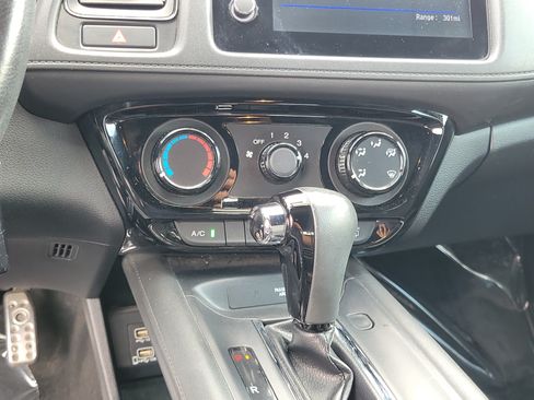 Used 2019 Honda HR-V Sport image 27