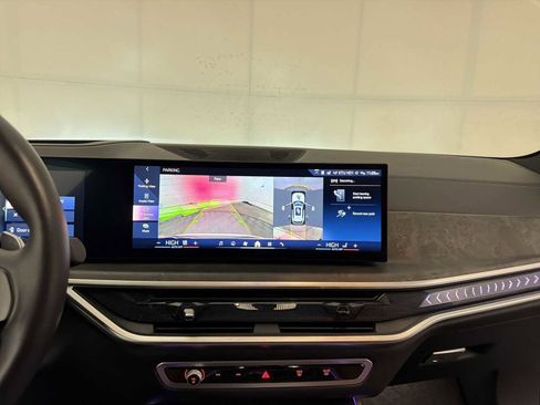 Certified 2024 BMW X5 xDrive50e w/ Premium Package image 15