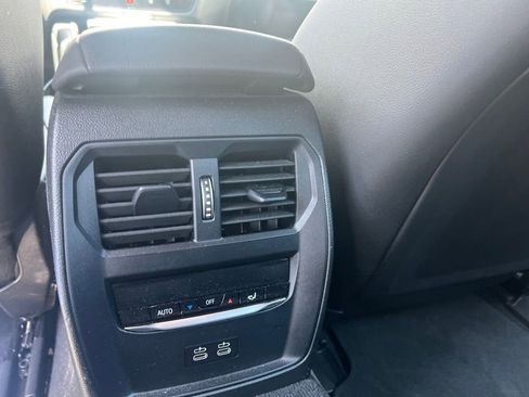 Certified 2025 BMW i4 eDrive40 RWD image 10