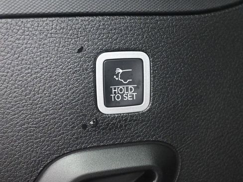 New 2026 Jeep Grand Wagoneer 4WD image 25