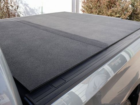 Certified 2025 Chevrolet Silverado 1500 High Country w/ Technology Package image 20