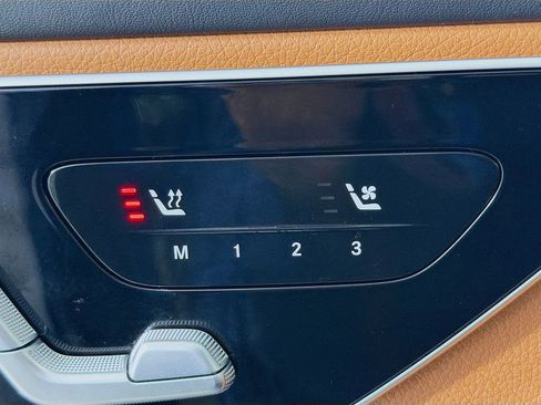 Used 2023 Mercedes-Benz GLC 300 image 25