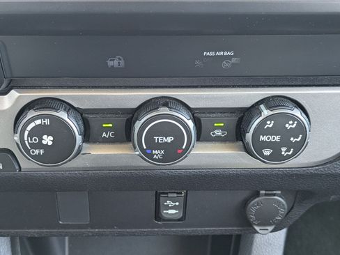 Used 2019 Toyota Tacoma SR5 image 24