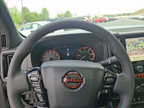 New 2026 Nissan Frontier PRO-4X AWD/4WD image 9