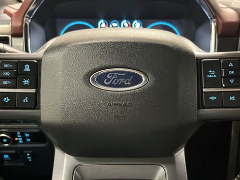 Used 2023 Ford F150 Lariat AWD/4WD image 16