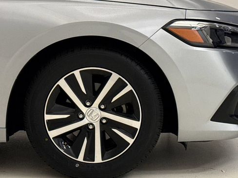 Used 2022 Honda Civic LX image 6